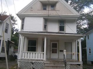 127 Charles Ct, Elyria, OH 44035