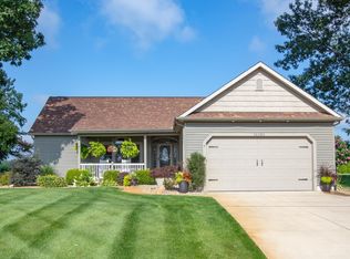 70380 Hilltop Dr, Union, MI 49130
