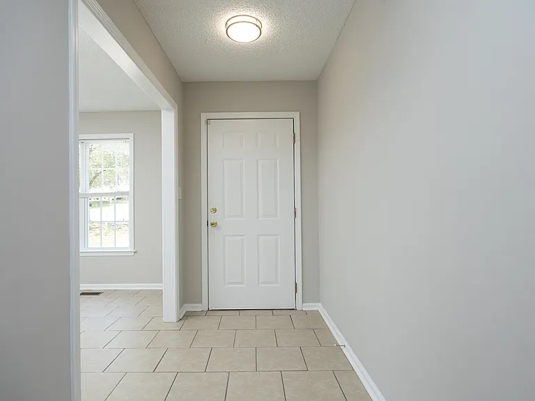 109 Havencrest Lndg — Photo 5