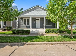 6009 New Town Dr, Saint Charles, MO 63301