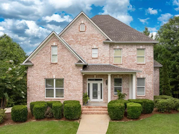 2000 Shadow Oaks Cir, Wilsonville, AL 35186