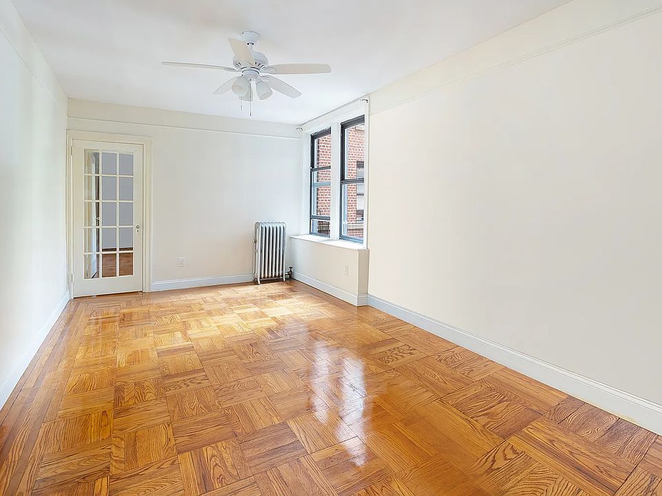 1st image of 828 Gerard Ave APT 1E