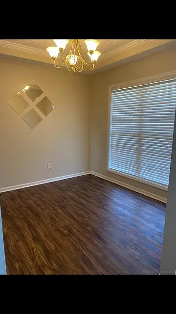 4 bed, 1618 sqft, $1,800 — Photo 3