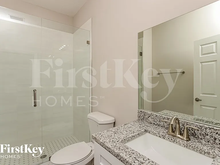 717 Lavender St SE — Photo 13