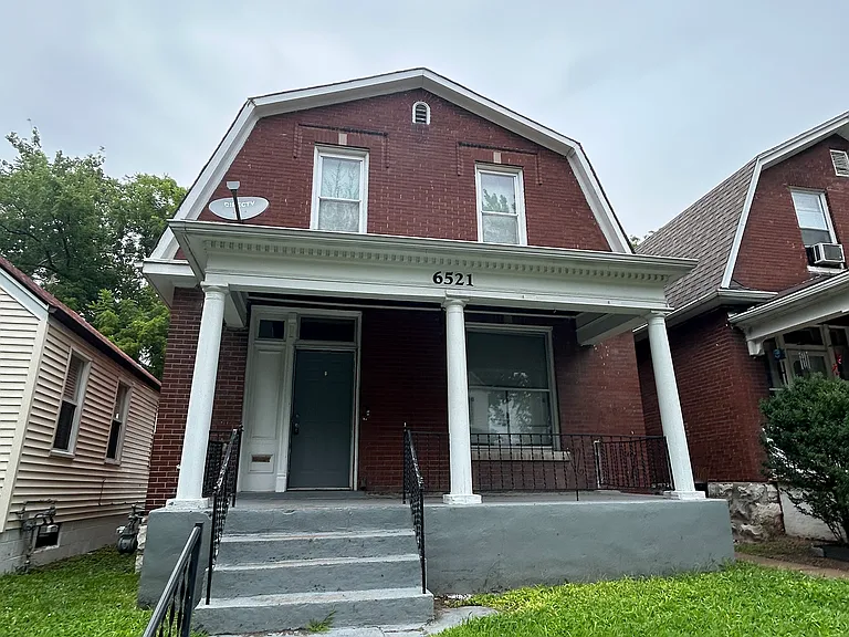 6521 Crest Ave — Photo 1
