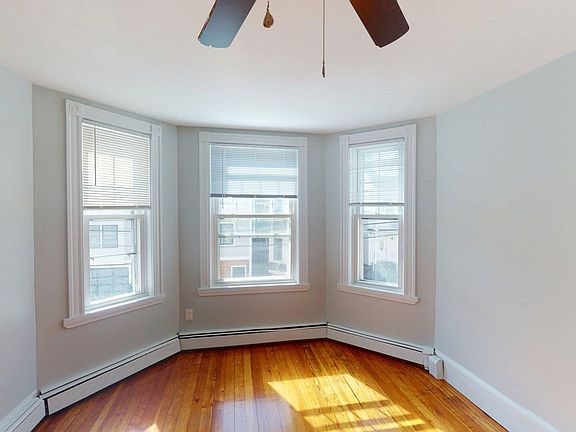 3rd image of 114 Falcon St APT 2
