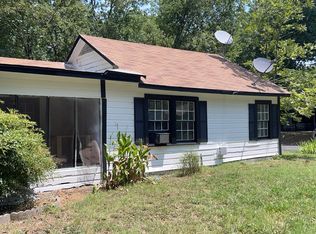 307 E 12th St, Bonham, TX 75418