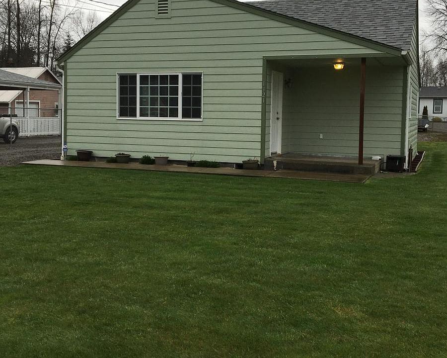 1st image of 1321 90th St E