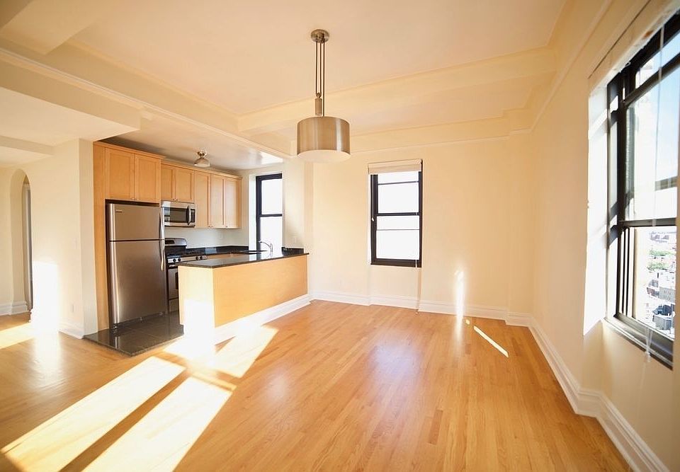 1st image of 166 2nd Ave APT 15I