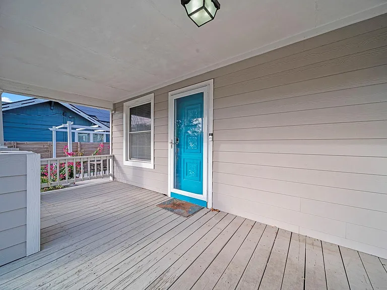 5711 Sherman St — Photo 7