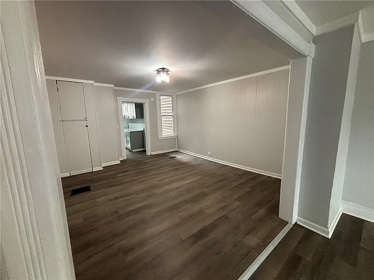 622-632 Lewis St #624 — Photo 3