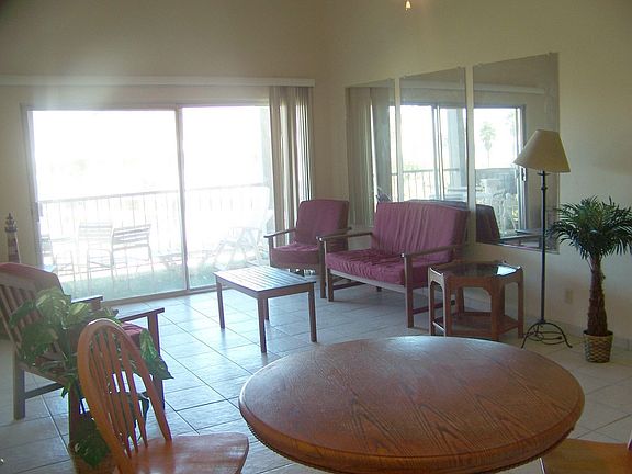 3rd image of 679 Reef Cir