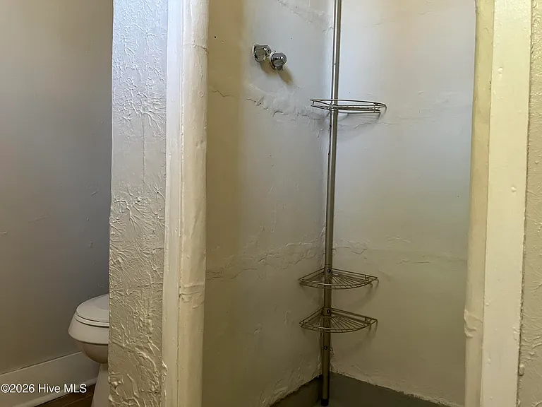 1940 Haynie Dr #5 — Photo 5