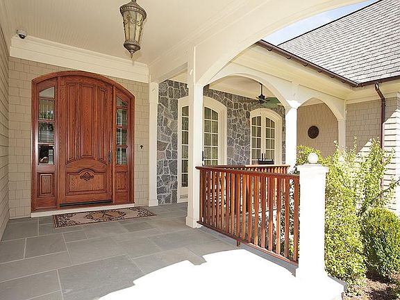 Spectacular like new Custom Colonial