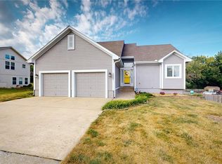 1507 Trail Ridge Dr, Pleasant Hill, MO 64080