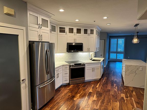 Kitchen with quartz countertops and top end fixtures/appliances