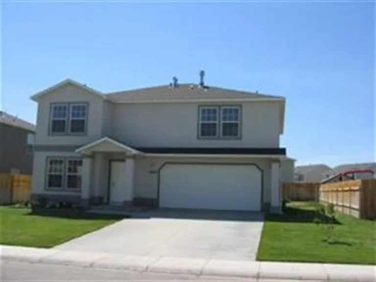 14103 Pearl Pointe Dr — Photo 1