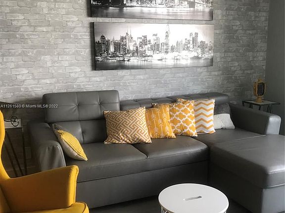 3rd image of 3901 S Ocean Dr APT 8V