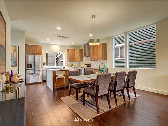 5th image of 2137 A 10th Ave West