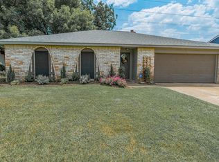 8522 Oakhaven Rd, La Porte, TX 77571