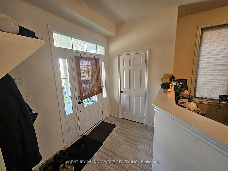 219 Northglen Blvd — Photo 21
