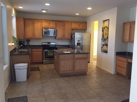 4th image of 5646 Breckenridge St