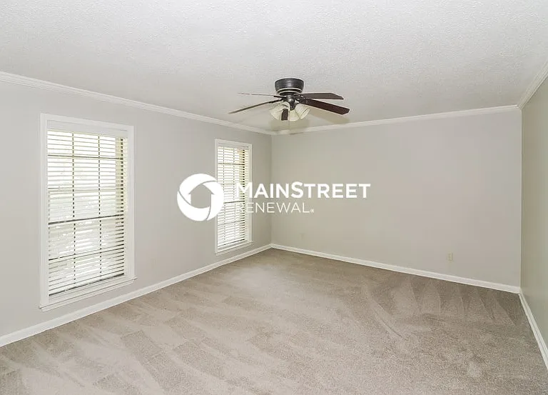 6986 Oakland Chase — Photo 10