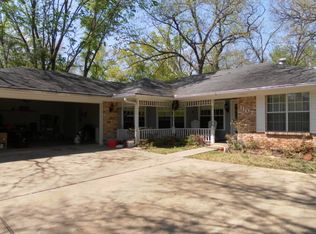1107 E Neches St, Palestine, TX 75801