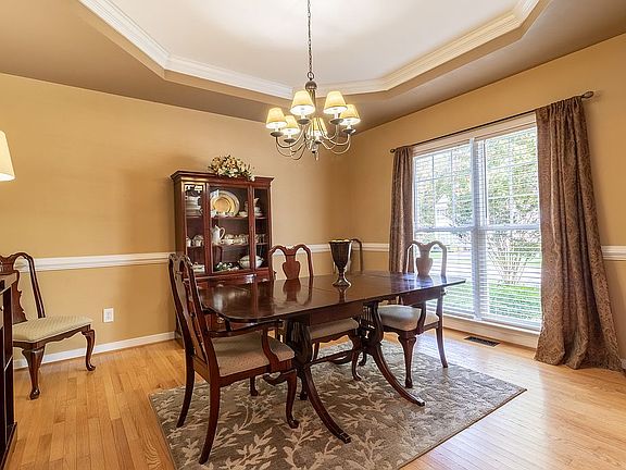 4th image of 11285 Silverstone Dr