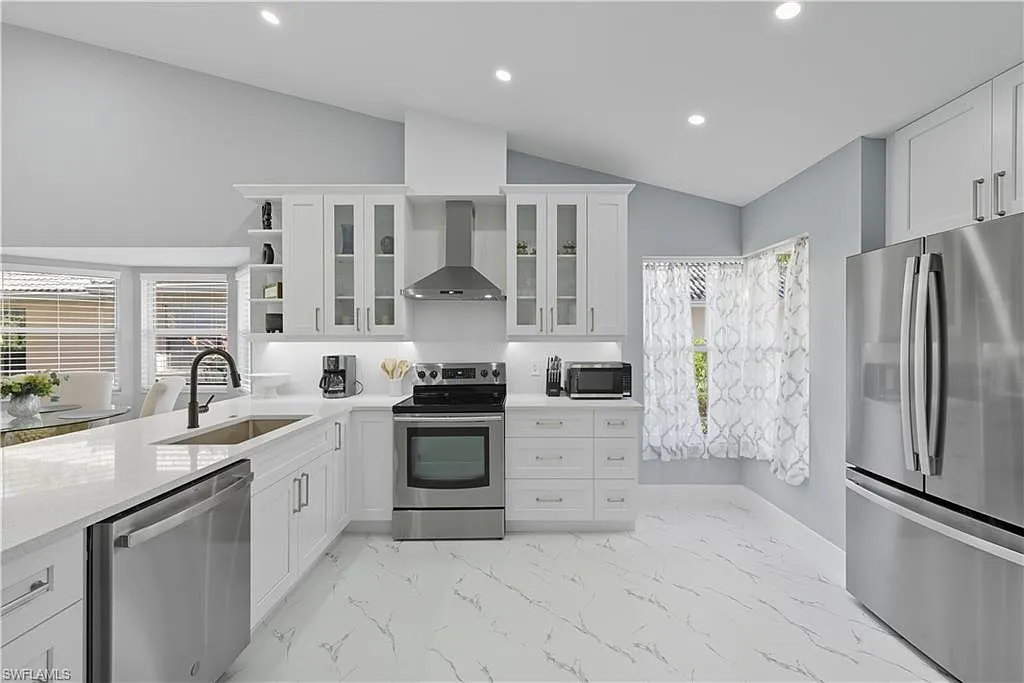 Building Photo - 3605 Corinthian Way