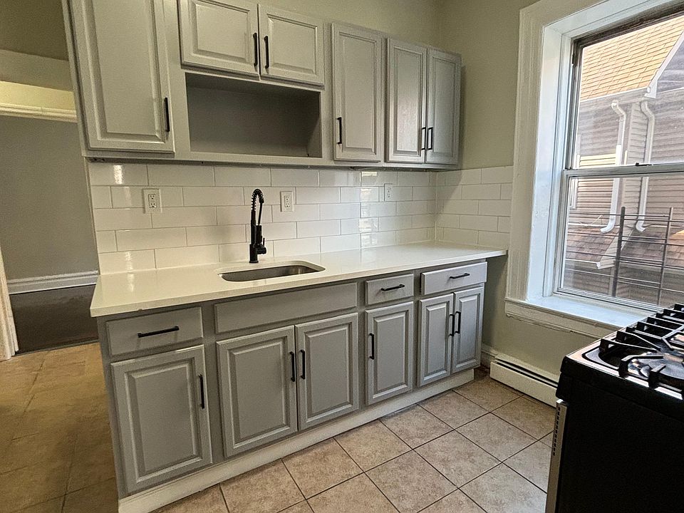 1st image of 347 Park Ave #5