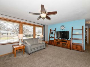 5405 Middleton Dr, Greendale, WI 53129