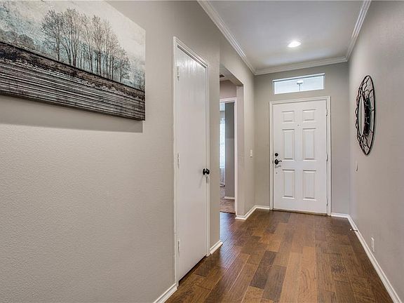 3rd image of 4013 San Lorenzo Dr