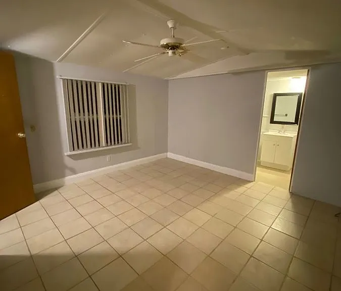 10457 S 228th Ln — Photo 25