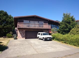 3323 33rd Ave SW, Seattle, WA 98126