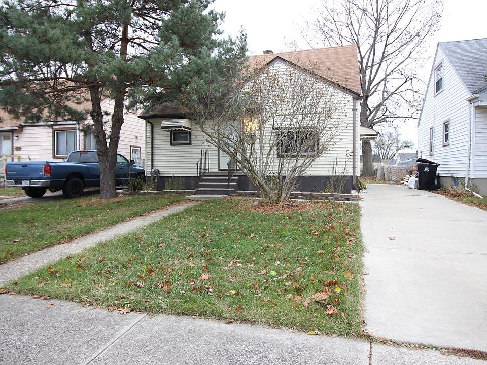 1st image of 26094 Pattow St