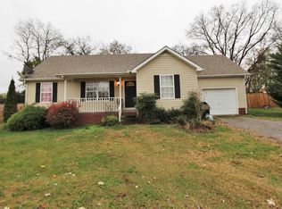 210 Stroud Dr, Lebanon, TN 37087