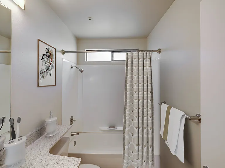 Lime Ridge — Photo 6