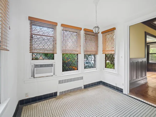 209 Argyle Road image 13 of 34