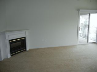 16803 Dover Dr, Northville, MI