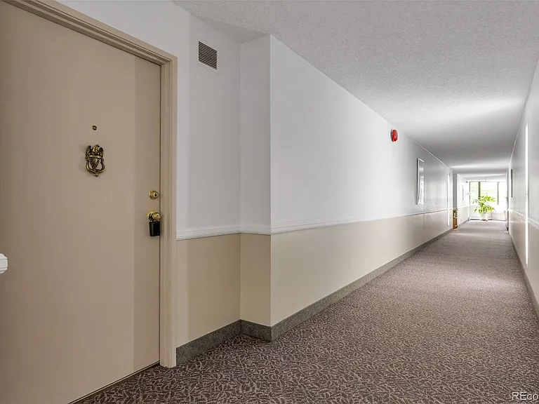 13601 E Marina Dr #304 — Photo 3