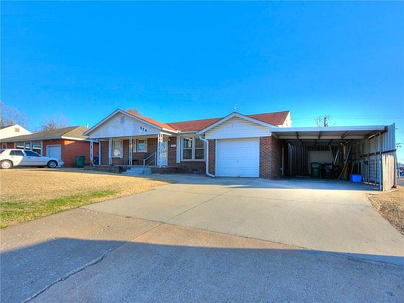 3rd image of 824 SW 51st St