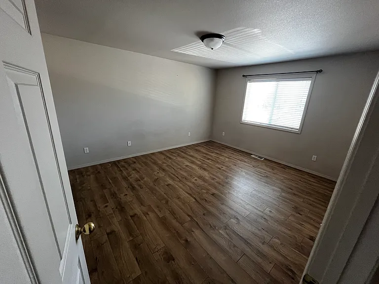 2518 Valley View Ct — Photo 4