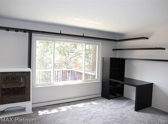 5th image of 4200 Packard St APT 5