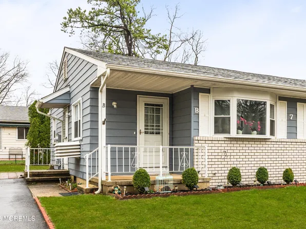7 Virgina Drive #B, Whiting, NJ 08759