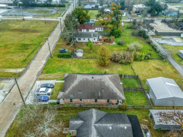 2715 Deaton St, Lake Charles, LA 70601