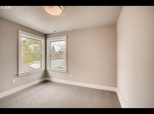 7711 SE Glenwood St, Portland, OR 97206