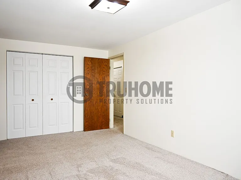 Gallery Apartments — Photo 32