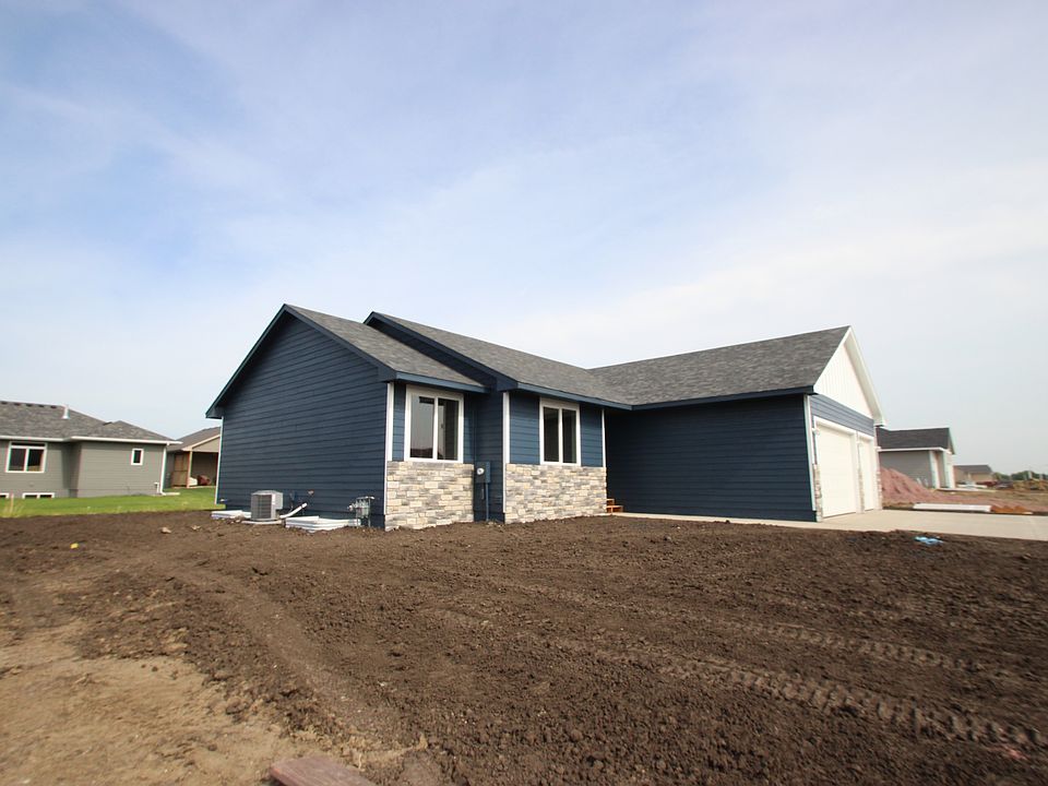 1st image of 5501 S Breezeway Ave