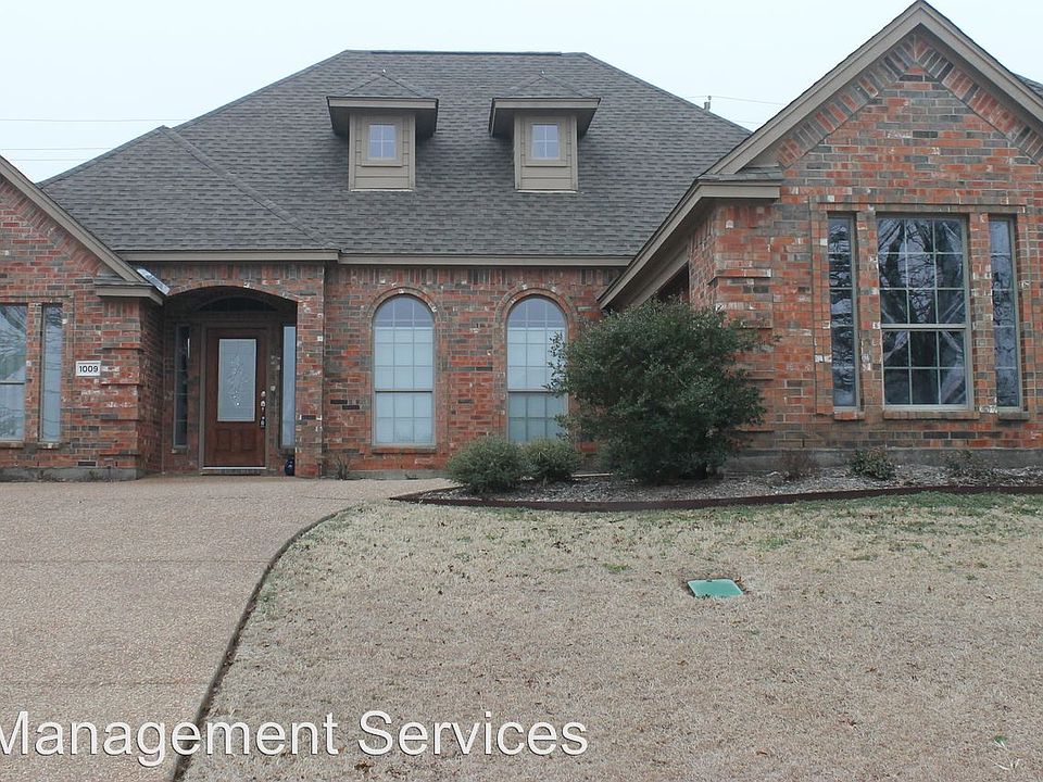 1st image of 1009 Thistle Hill Trl